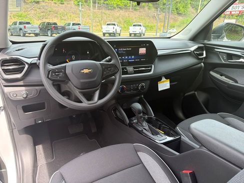 New 2026 Chevrolet TrailBlazer LS FWD image 15