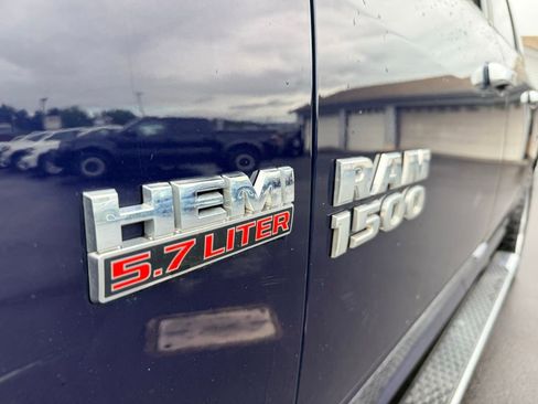 Used 2017 RAM 1500 Classic SLT AWD/4WD image 13