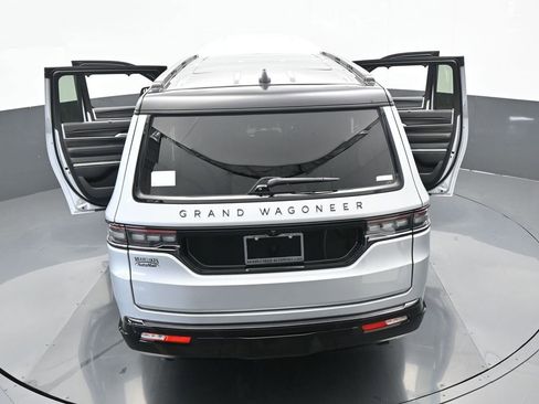 Used 2024 Jeep Grand Wagoneer L Series II w/ Quick Order Packagew 28T image 66