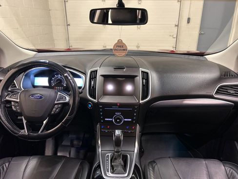Used 2016 Ford Edge Titanium w/ Equipment Group 301A AWD/4WD image 18