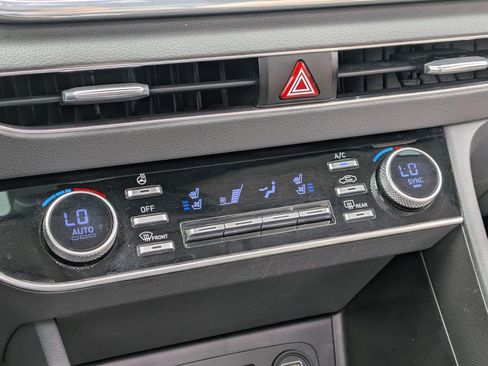 Used 2020 Hyundai Sonata Limited w/ Cargo Package image 16