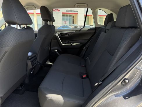 Used 2025 Toyota RAV4 LE FWD image 27