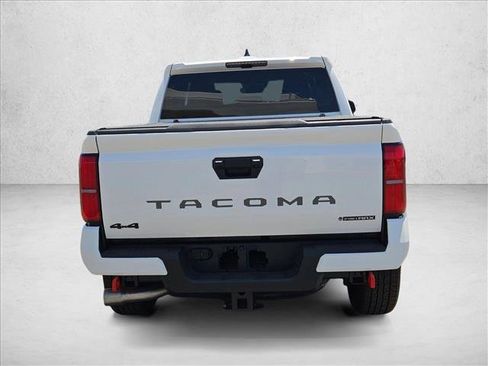 Used 2025 Toyota Tacoma TRD Sport AWD/4WD image 6