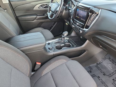 Certified 2021 Chevrolet Traverse LT image 19