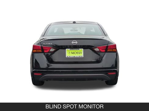 New 2026 Nissan Altima 2.5 SV FWD image 8
