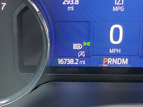 Used 2024 Ford Expedition Max XLT image 23