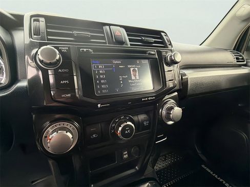 Used 2018 Toyota 4Runner TRD Off-Road Premium image 24