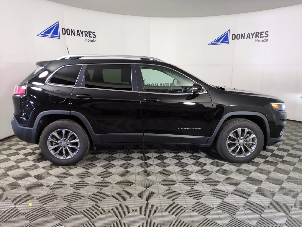 Used 2020 Jeep Cherokee Latitude Lux w/ Comfort/Convenience Group AWD/4WD image 10