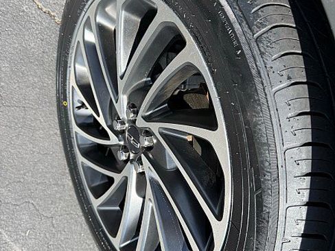 Used 2019 Lincoln Nautilus Reserve FWD image 22