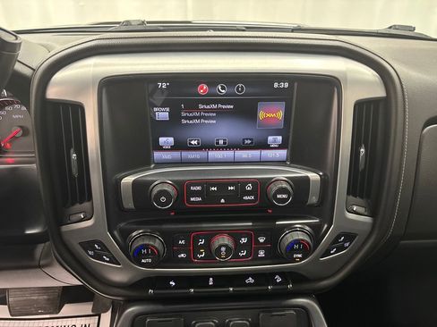 Used 2015 GMC Sierra 2500 SLT w/ Suspension Package, Off-Road image 18