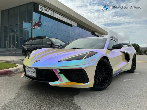 Used 2021 Chevrolet Corvette Stingray Coupe w/ 1LT RWD image 1
