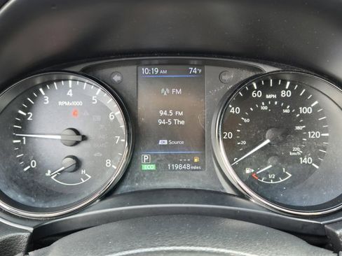 Used 2018 Nissan Rogue SL image 13