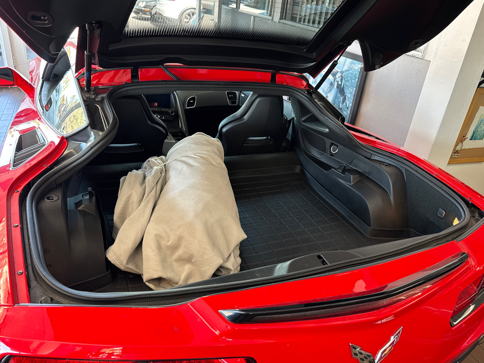 Used 2017 Chevrolet Corvette Stingray Coupe w/ 1LT RWD image 9