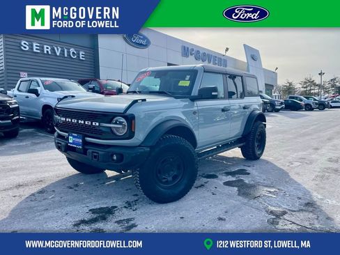 Used 2023 Ford Bronco Wildtrak image 1