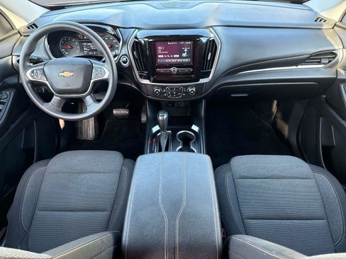 Used 2019 Chevrolet Traverse LS FWD image 15