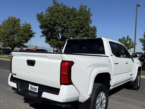 New 2025 Toyota Tacoma SR5 image 7