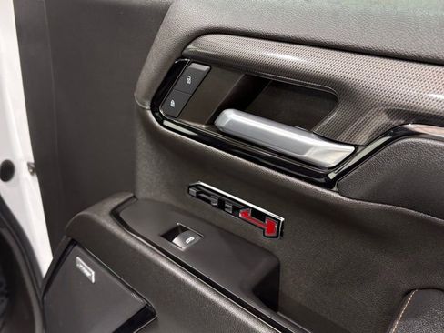 Used 2023 GMC Sierra 1500 AT4 w/ Technology Package image 25