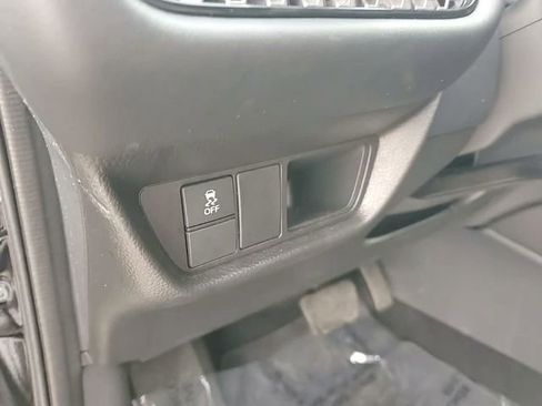 Used 2025 Honda HR-V Sport image 11