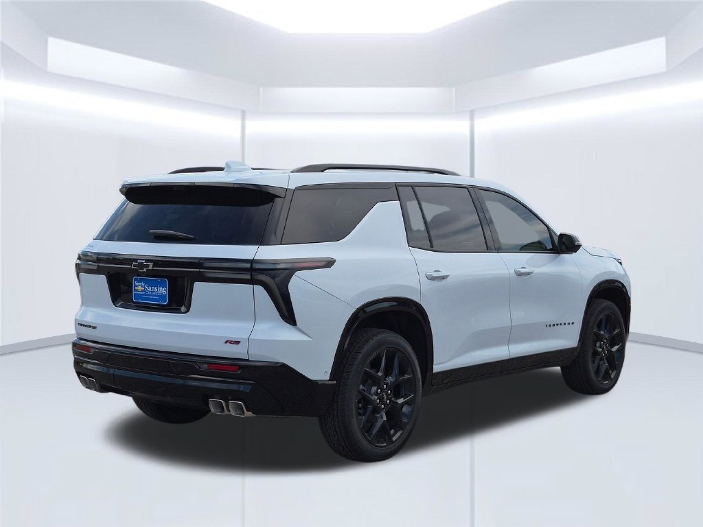 New 2026 Chevrolet Traverse RS w/ LPO, Floor Liner Package FWD image 6