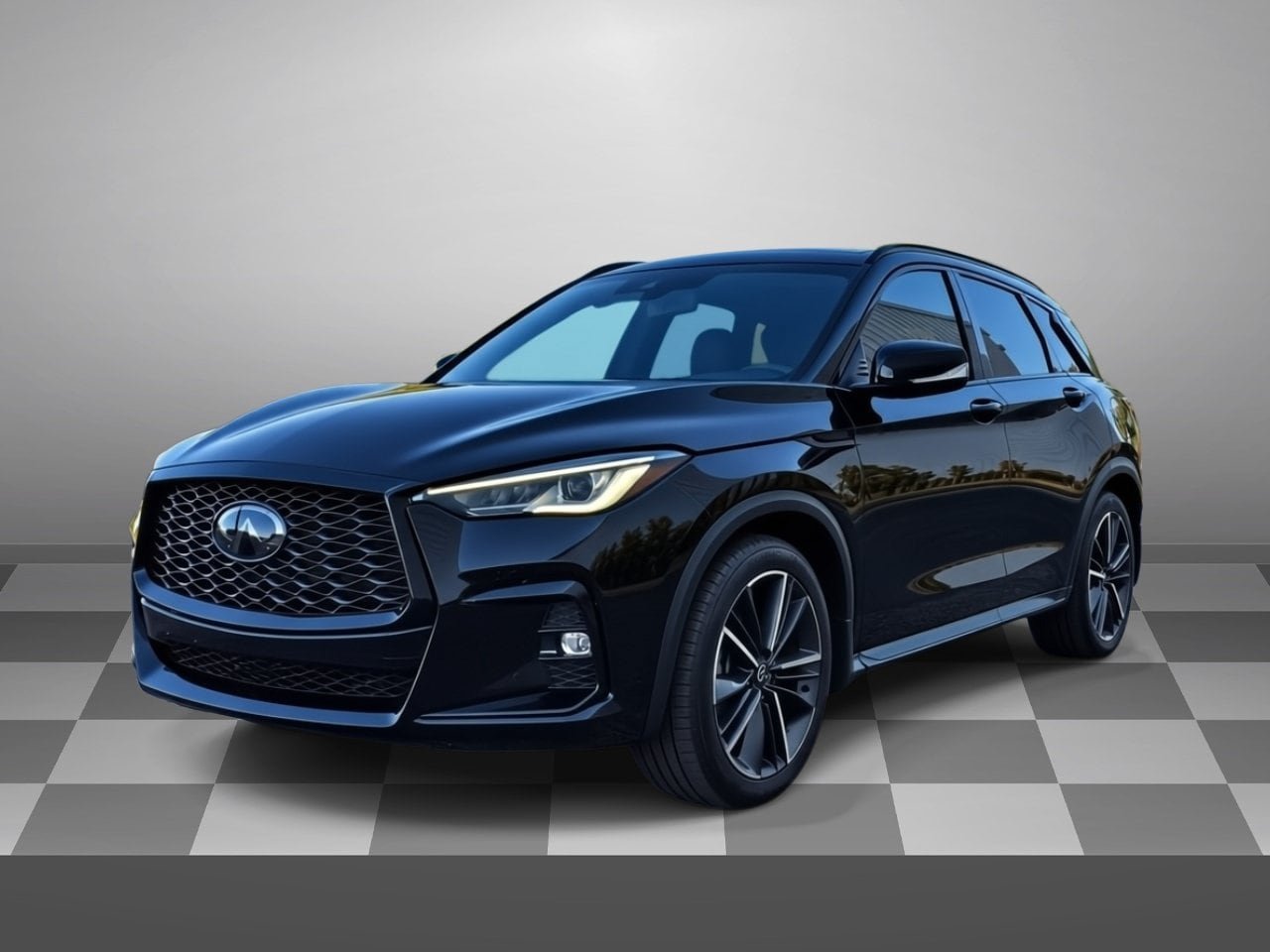 Used 2023 INFINITI QX50 Sport AWD/4WD image 3