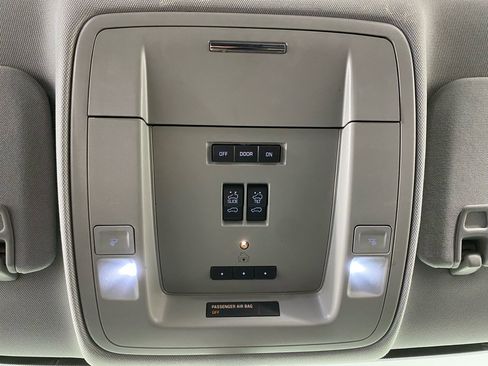 Used 2016 GMC Sierra 1500 SLT w/ All Terrain X Package AWD/4WD image 26