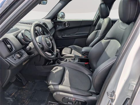 Used 2018 MINI Cooper Countryman FWD image 16