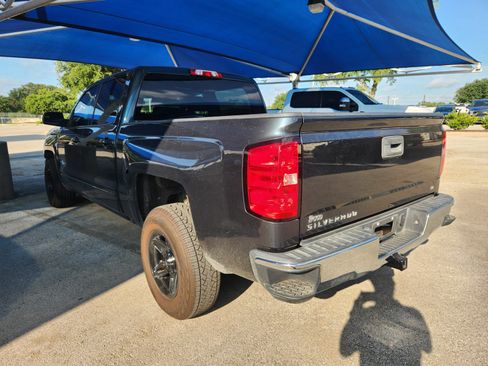 Used 2018 Chevrolet Silverado 1500 LT w/ Texas Edition RWD image 3