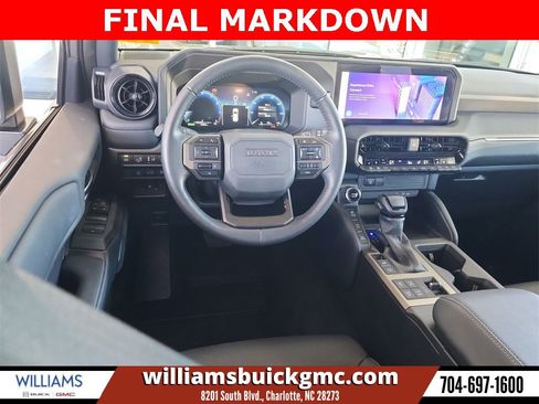 Used 2024 Toyota Land Cruiser image 10