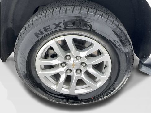 Used 2024 Chevrolet Tahoe LT RWD image 14