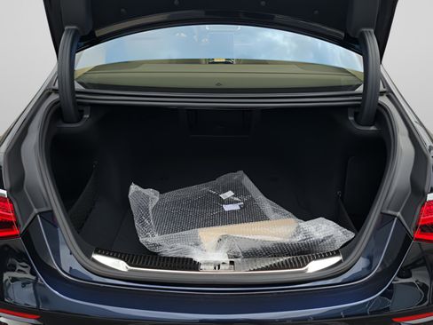 New 2026 Mercedes-Benz S 580 4MATIC Sedan image 5