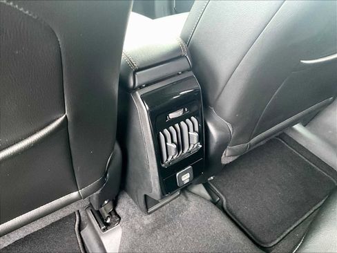 Used 2022 Jeep Compass Limited image 28