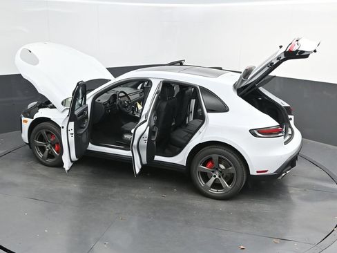 New 2026 Porsche Macan S image 63