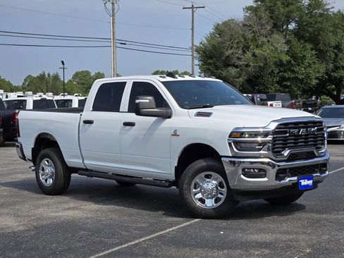 New 2025 RAM 2500 Tradesman AWD/4WD image 2