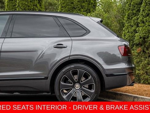 Used 2020 Bentley Bentayga AWD/4WD image 11