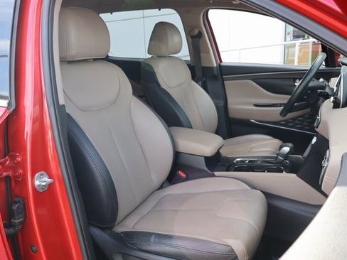 Used 2020 Hyundai Santa Fe Limited image 17