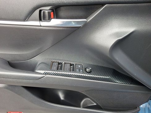 Used 2022 Toyota Camry TRD image 12