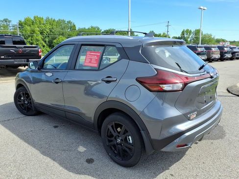 Certified 2024 Nissan Kicks SV w/ Interior Electronics Package FWD image 15