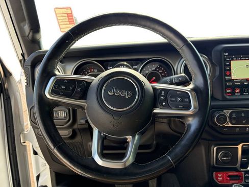 Used 2020 Jeep Gladiator Rubicon AWD/4WD image 13