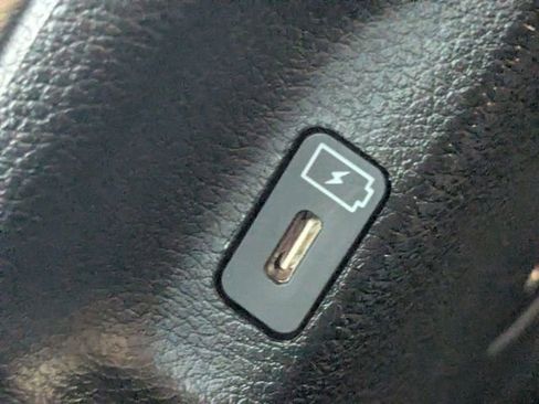 Certified 2024 Kia Telluride EX w/ EX Captain's Chair Package image 17