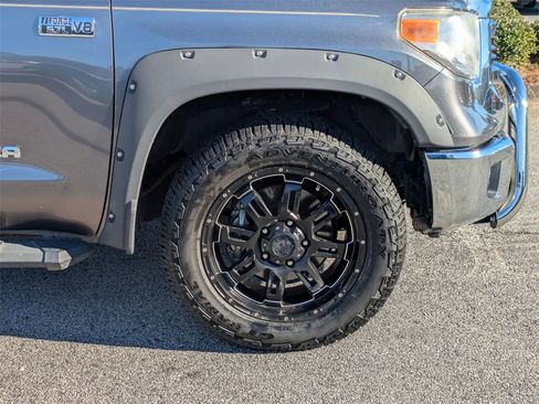 Used 2016 Toyota Tundra SR5 image 11