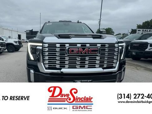 New 2026 GMC Sierra 2500 Denali w/ Denali Reserve Package AWD/4WD image 3