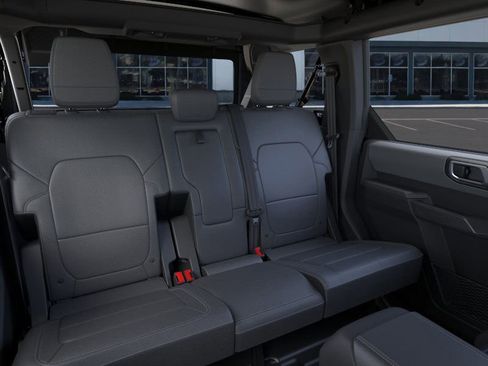 New 2026 Ford Bronco Big Bend w/ Black Diamond Package AWD/4WD image 11