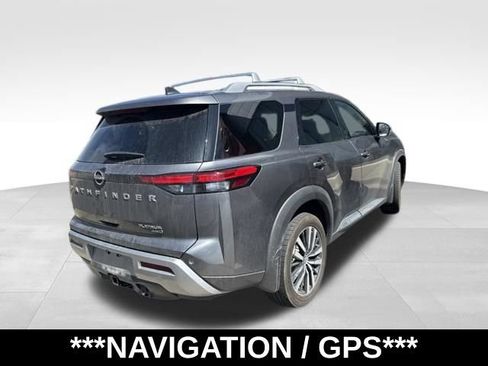 Used 2023 Nissan Pathfinder Platinum AWD/4WD image 7
