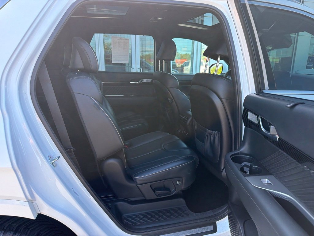 Used 2023 Hyundai Palisade Calligraphy AWD/4WD image 18