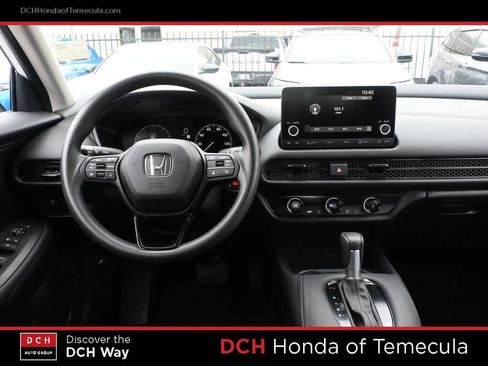 Certified 2025 Honda HR-V LX image 8