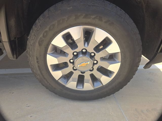 Used 2025 Chevrolet Silverado 2500 Custom w/ Custom Value Package AWD/4WD image 23