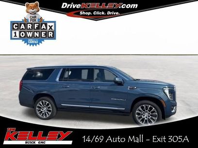 Used 2025 GMC Yukon XL Denali w/ Sun & Power Step Package