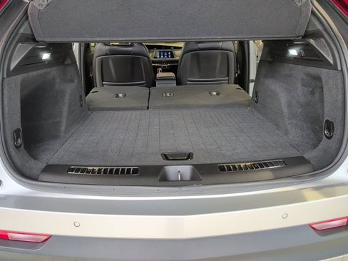 Used 2019 Cadillac XT4 Premium Luxury w/ Technology Package image 41