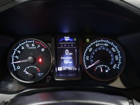 Used 2023 Toyota Tacoma TRD Sport image 38