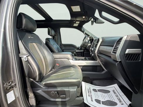 Used 2018 Ford F350 Platinum w/ Platinum Ultimate Package image 11